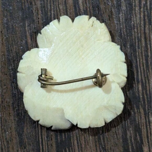 Vintage Antique  Pansy flower brooch pin  Estate C clasp yellow blue celluloid? - Picture 4 of 8